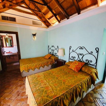 Granados Palacio Boutique Hotel Écija Exteriör bild