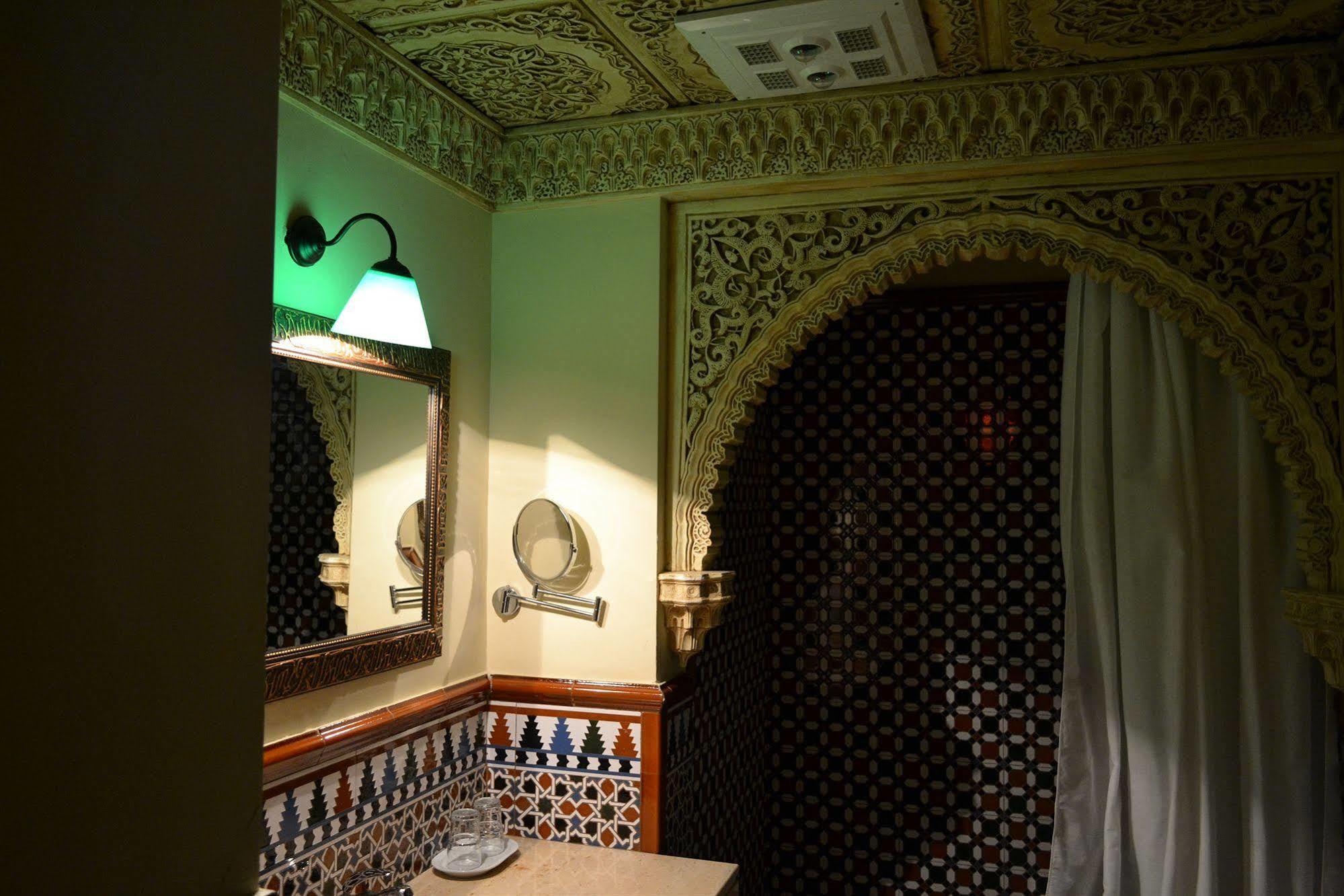 Granados Palacio Boutique Hotel Écija Exteriör bild