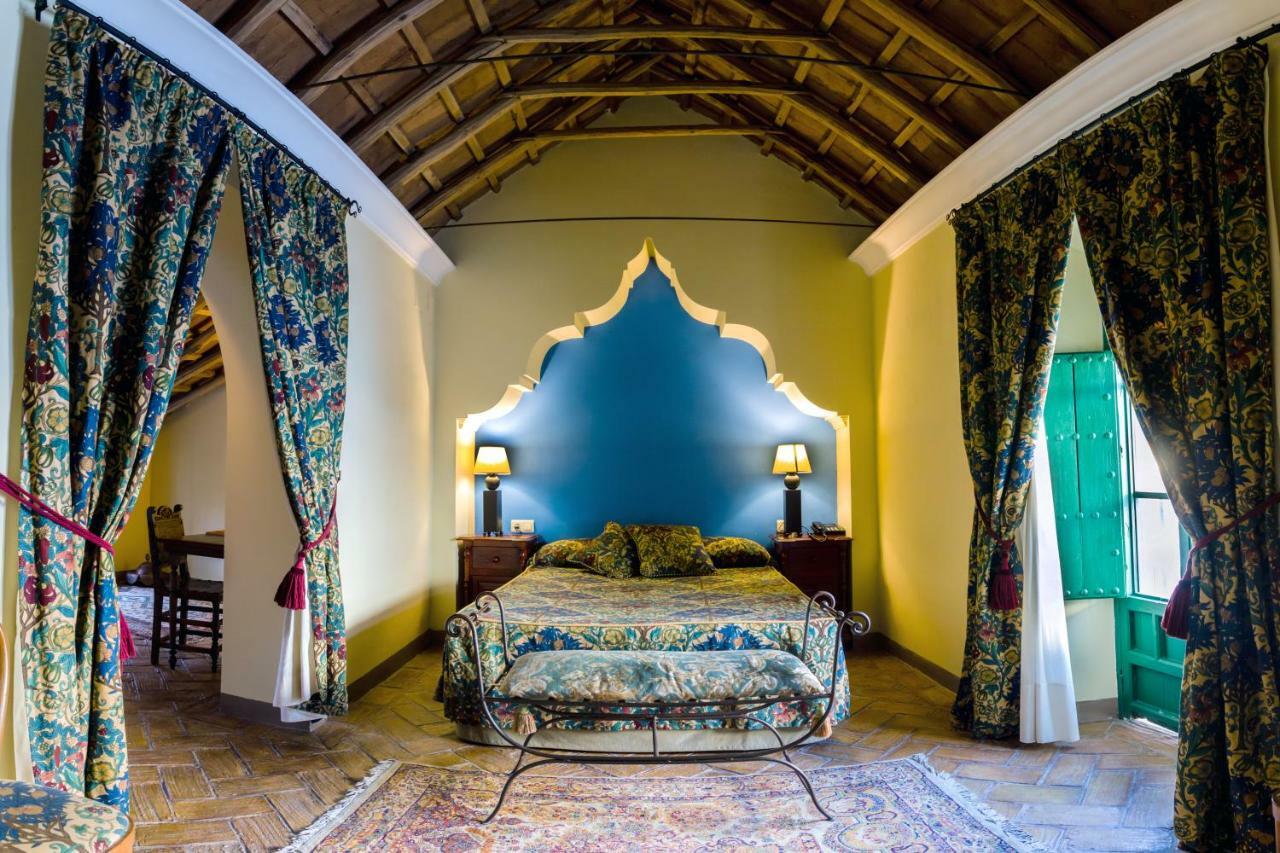 Granados Palacio Boutique Hotel Écija Exteriör bild